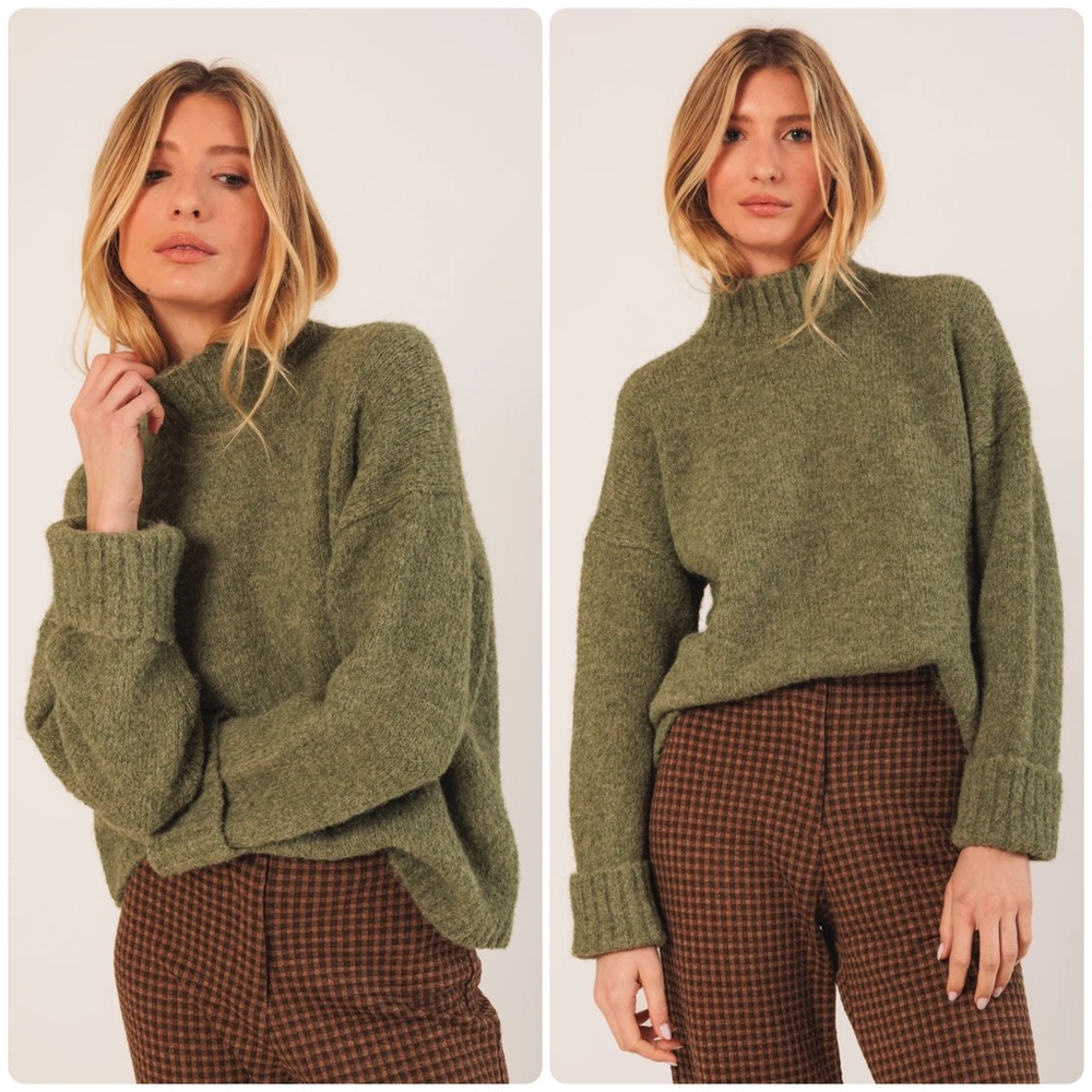 New! INDI & COLD Jessie Perkins Knit Sweater 💚 Medium